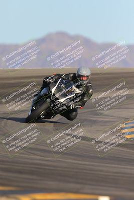 media/Dec-10-2023-SoCal Trackdays (Sun) [[0ce70f5433]]/Turn 12 (2pm)/